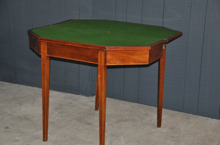 Engelse mahonie Console / kaarttafel Engelse mahonie Console / kaarttafel